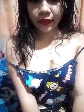 hotmomma8 online show from June 4, 2026, 1:54 am