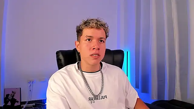 nathan blake online show from November 7, 2025, 8:02 pm