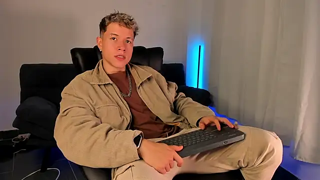 nathan blake online show from October 24, 2025, 8:19 pm