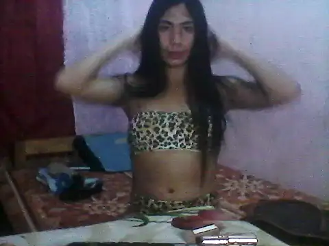 Snapshot of lovely_key chatting on February 8, 2026, 12:36 pm lovely key online show from February 8, 2026, 12:36 pm