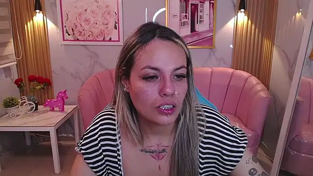 Jade Jones a online show from September 24, 2025, 3:46 am