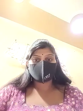 reena502 online show from September 18, 2025, 4:37 am