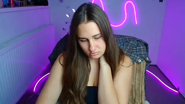 Snapshot of Stefanie_Sweet chatting on July 13, 2026, 5:40 am Stefanie Sweet online show from July 13, 2026, 5:40 am