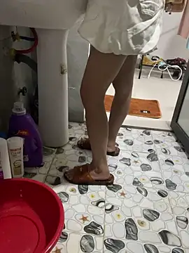 Snapshot of lanlan_girl2k chatting on September 30, 2025, 9:37 am lanlan girl2k online show from September 30, 2025, 9:37 am