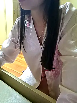 Snapshot of lanlan_girl2k chatting on February 25, 2026, 1:44 pm lanlan girl2k online show from February 25, 2026, 1:44 pm