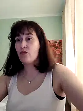 Amandda  online show from May 25, 2026, 10:47 am