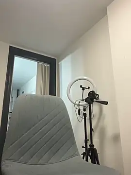 Rosieredxox online show from February 23, 2026, 6:30 pm