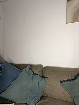 Snapshot of Rosieredxox chatting on November 9, 2025, 7:29 pm Rosieredxox online show from November 9, 2025, 7:29 pm