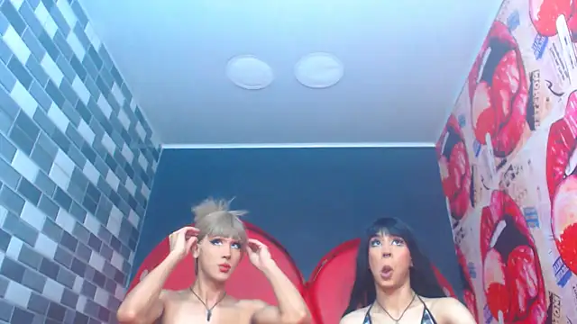 Snapshot of julessxcharlotte chatting on October 24, 2025, 2:16 pm julessxcharlotte online show from October 24, 2025, 2:16 pm