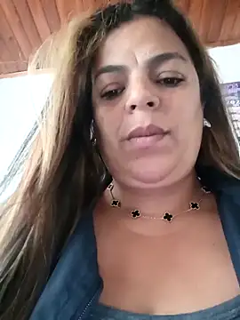 Mia-Glow online show from February 19, 2026, 1:08 pm