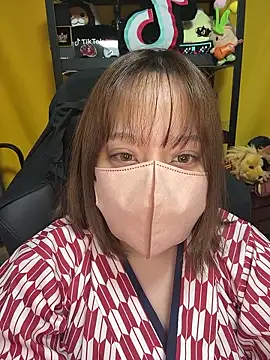 Snapshot of 0kanna0 chatting on September 28, 2025, 5:20 pm 0kanna0 online show from September 28, 2025, 5:20 pm