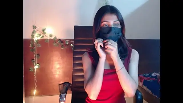 Snapshot of _kamyaa09 chatting on January 18, 2026, 4:43 pm kamyaa09 online show from January 18, 2026, 4:43 pm