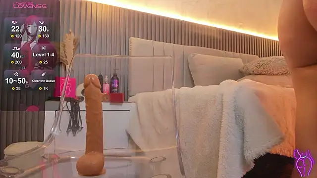 PAULETEJOHNSON online show from February 3, 2026, 6:22 am