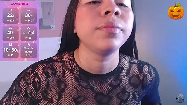 candy lux30 online show from November 9, 2025, 3:54 am