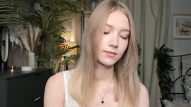 ChinBonnell online show from October 19, 2025, 5:43 am