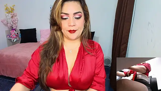 Snapshot of Paulina-Becerraa chatting on February 20, 2026, 4:09 am Paulina-Becerraa online show from February 20, 2026, 4:09 am