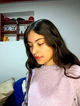 Snapshot of hotwife26 chatting on February 20, 2026, 12:40 am hotwife26 online show from February 20, 2026, 12:40 am