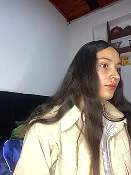 hotwife26 online show from April 28, 2026, 12:42 am