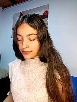 Snapshot of hotwife26 chatting on February 19, 2026, 12:24 pm hotwife26 online show from February 19, 2026, 12:24 pm