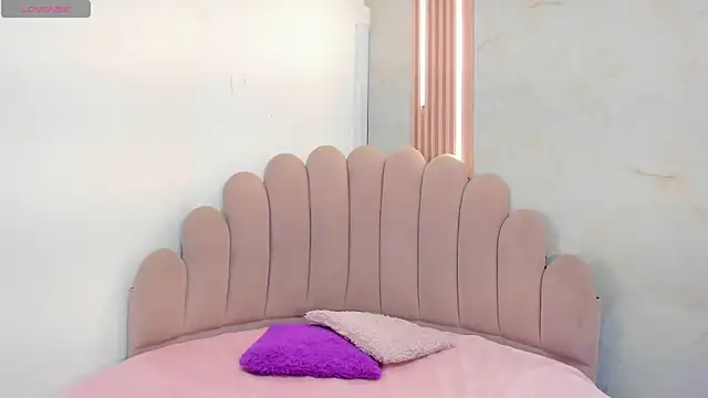 belkilima online show from October 15, 2025, 10:18 pm