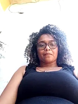 BiiancaEstradaa online show from March 22, 2026, 9:27 pm