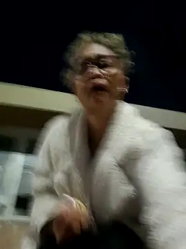 BiiancaEstradaa online show from October 11, 2025, 11:17 pm