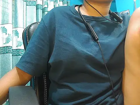 meghbalikargolponoy09 online show from February 3, 2026, 3:04 am