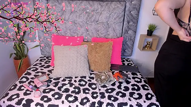 Seraphyne666 online show from October 17, 2025, 12:51 pm