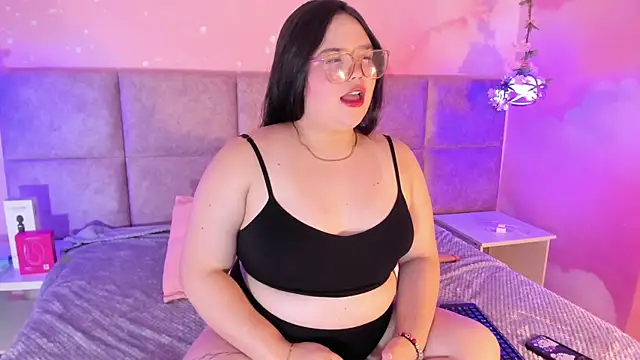 Snapshot of Lushi_Love chatting on November 27, 2025, 2:12 am Lushi Love online show from November 27, 2025, 2:12 am