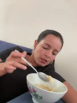 Snapshot of Mia_jhoonson chatting on March 4, 2026, 8:05 pm Mia jhoonson online show from March 4, 2026, 8:05 pm