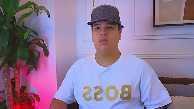 Naim Bennetsex online show from April 16, 2026, 6:52 pm