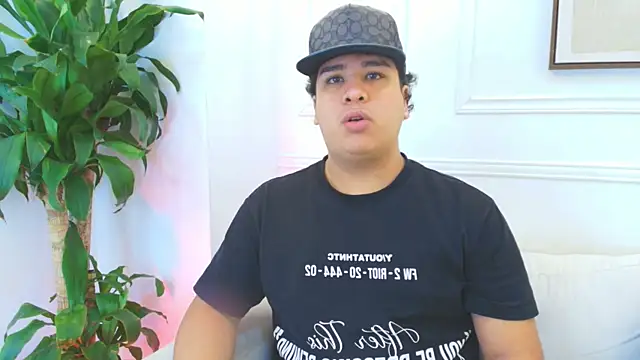 Snapshot of Naim_Bennetsex chatting on January 8, 2026, 6:25 pm Naim Bennetsex online show from January 8, 2026, 6:25 pm