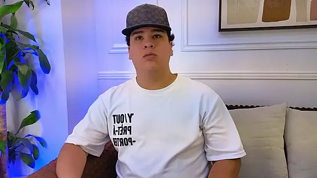 Naim Bennetsex online show from March 28, 2026, 6:42 pm