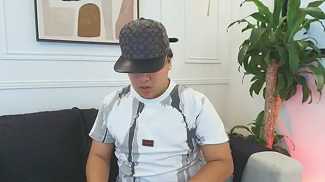 Snapshot of Naim_Bennetsex chatting on November 19, 2025, 4:29 pm Naim Bennetsex online show from November 19, 2025, 4:29 pm