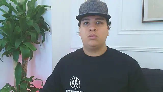 Snapshot of Naim_Bennetsex chatting on January 11, 2026, 6:48 pm Naim Bennetsex online show from January 11, 2026, 6:48 pm