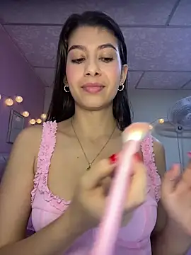 Lenapink19 online show from March 12, 2026, 10:25 pm