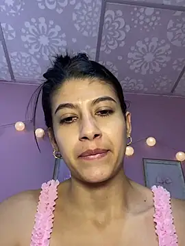 Lenapink19 online show from January 11, 2026, 9:11 pm