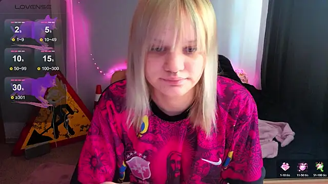 Snapshot of Elieiza_xo chatting on May 21, 2026, 9:17 am Elieiza xo online show from May 21, 2026, 9:17 am