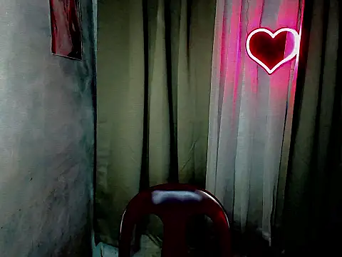 sweetsassyxx online show from October 17, 2025, 7:11 am