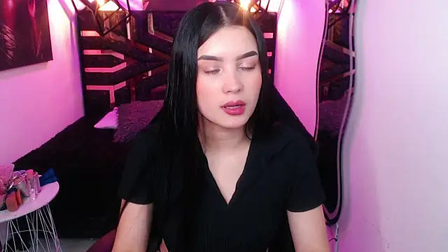 Snapshot of Natalie_loffreda chatting on April 27, 2026, 8:18 pm Natalie loffreda online show from April 27, 2026, 8:18 pm
