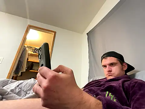 cumitted online show from November 24, 2025, 3:01 pm