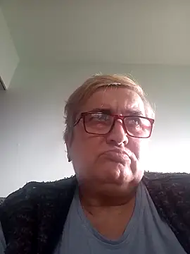 Snapshot of Sonya51561 chatting on October 8, 2025, 1:34 pm Sonya51561 online show from October 8, 2025, 1:34 pm