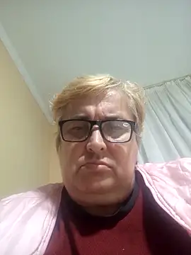 Snapshot of Sonya51561 chatting on October 24, 2025, 4:28 pm Sonya51561 online show from October 24, 2025, 4:28 pm