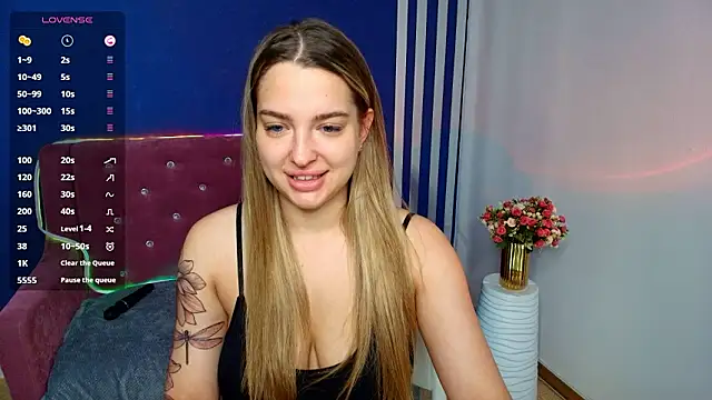 Snapshot of Emma__Ross chatting on February 27, 2026, 2:34 am Emma Ross online show from February 27, 2026, 2:34 am