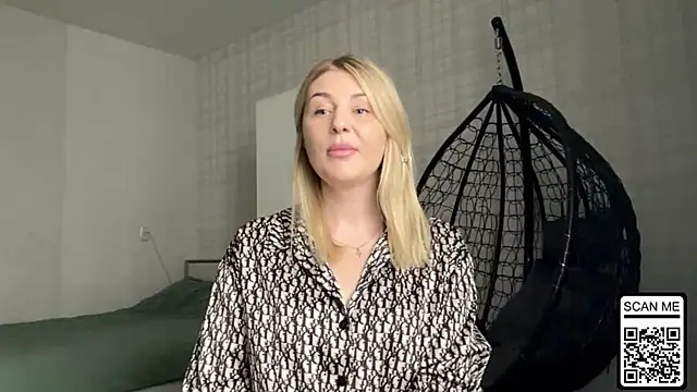 Blondie xoxoxo online show from April 3, 2026, 12:22 pm