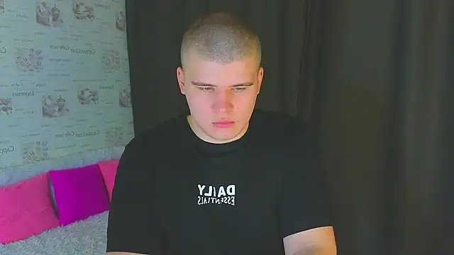 kittenmurr online show from October 2, 2025, 7:17 pm