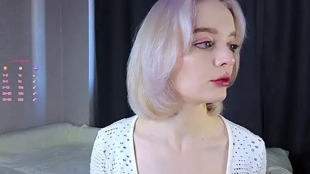 ShizukaBlanche online show from October 19, 2025, 3:09 am