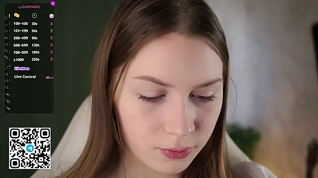 Snapshot of Stella_of_steel chatting on November 15, 2025, 9:35 am Stella of steel online show from November 15, 2025, 9:35 am