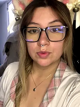 Blair Bunnyy online show from December 14, 2025, 6:13 pm