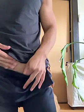 Snapshot of masucle216 chatting on October 10, 2025, 4:13 am masucle216 online show from October 10, 2025, 4:13 am